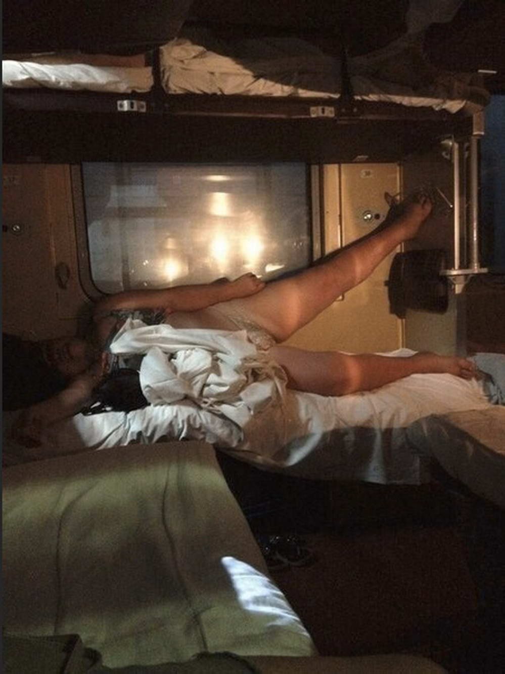 Pavel Kiselev поезд ню