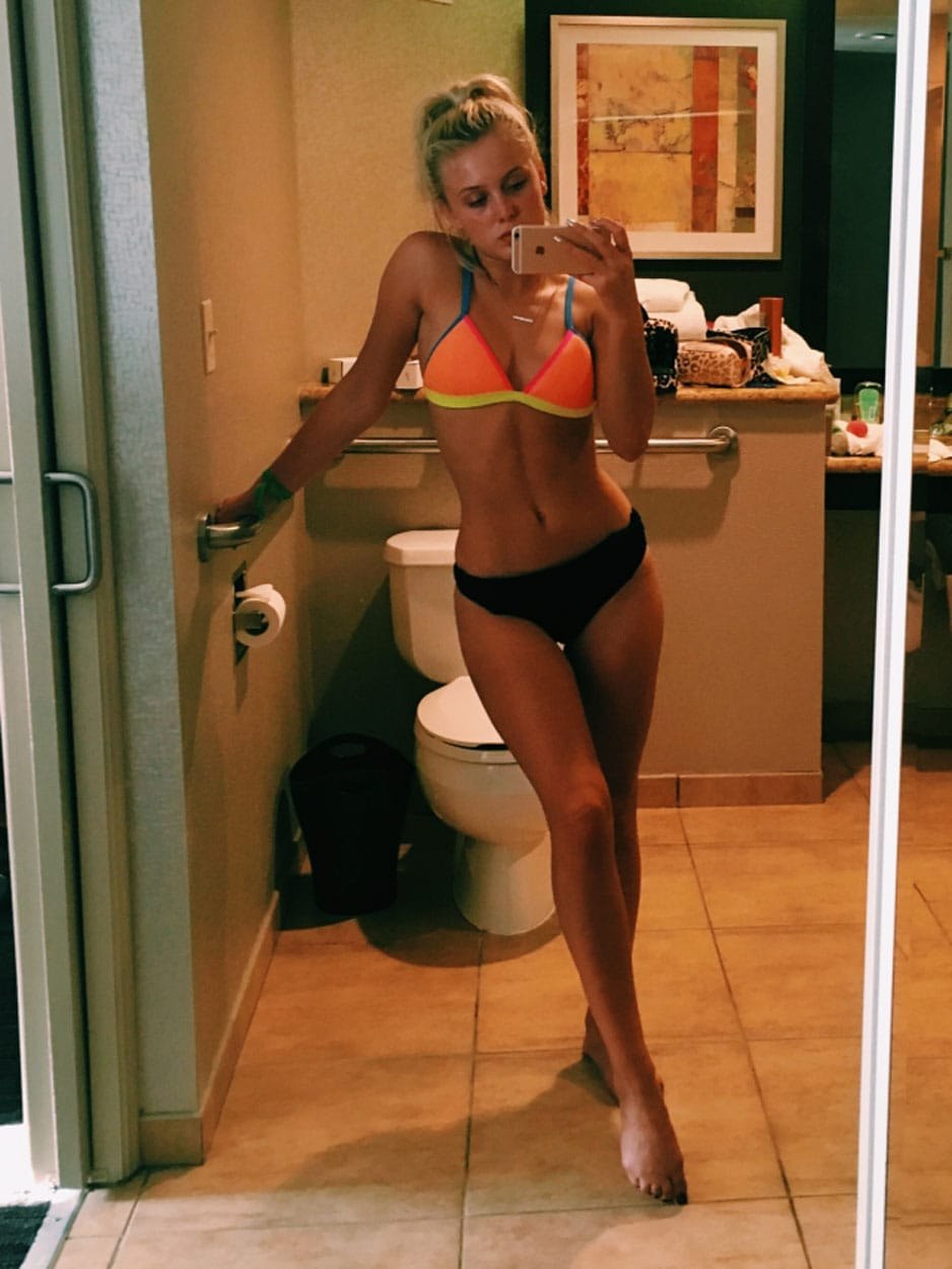 Zara Larsson в Нижнем белье
