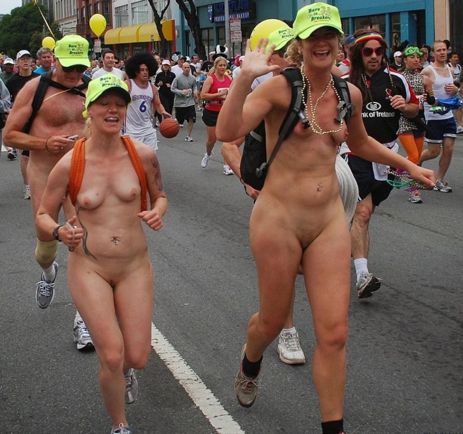 Nudes-a-Poppin’ Pagaent фестиваль