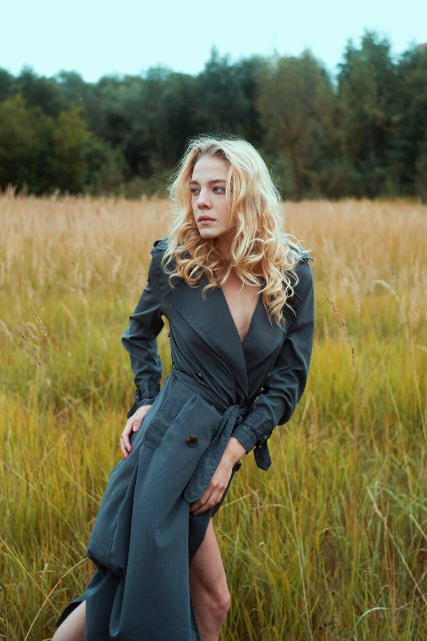 Голая актриса алена михайлова