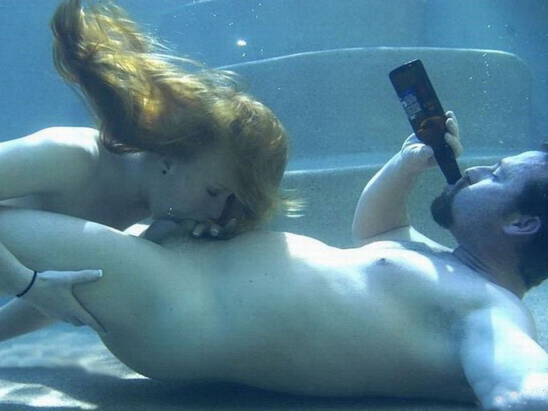 Красивая порнушка в воде