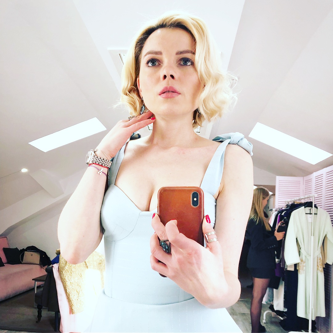 Елена Сергеевна Николаева ноги