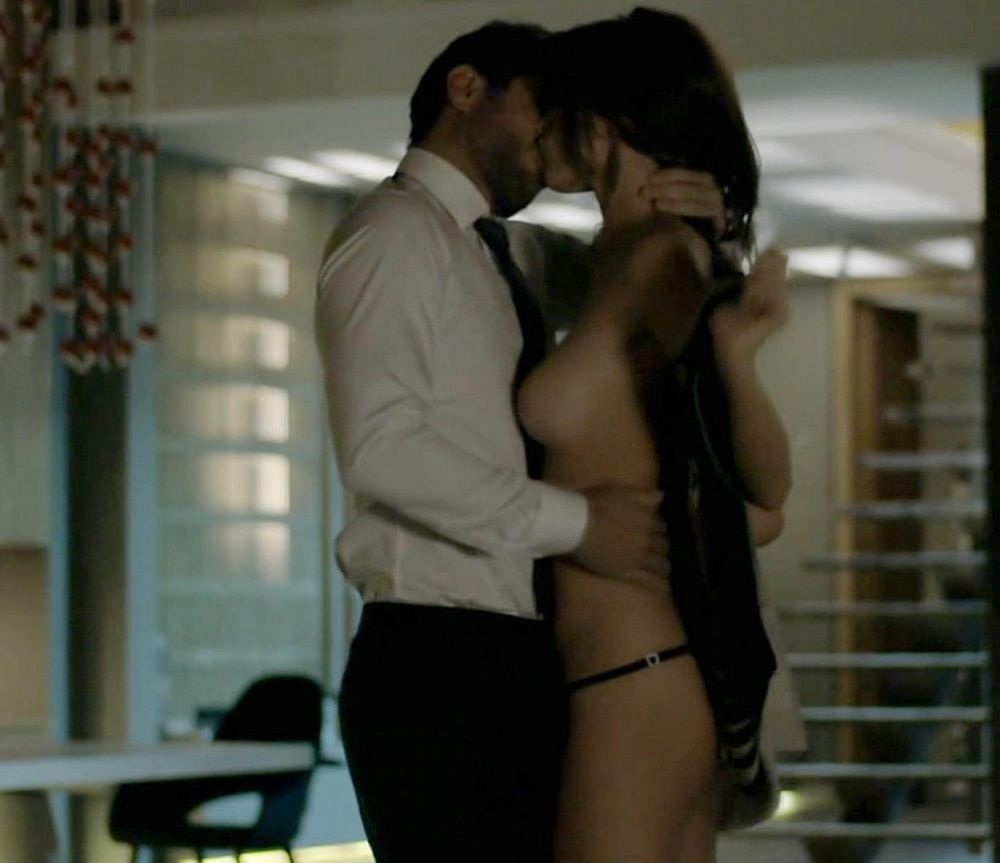 Алессандра Амбросио sex Scene
