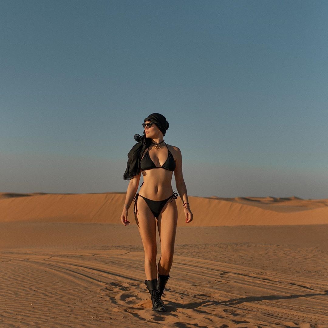 Фотография голая Елена тучи летучая