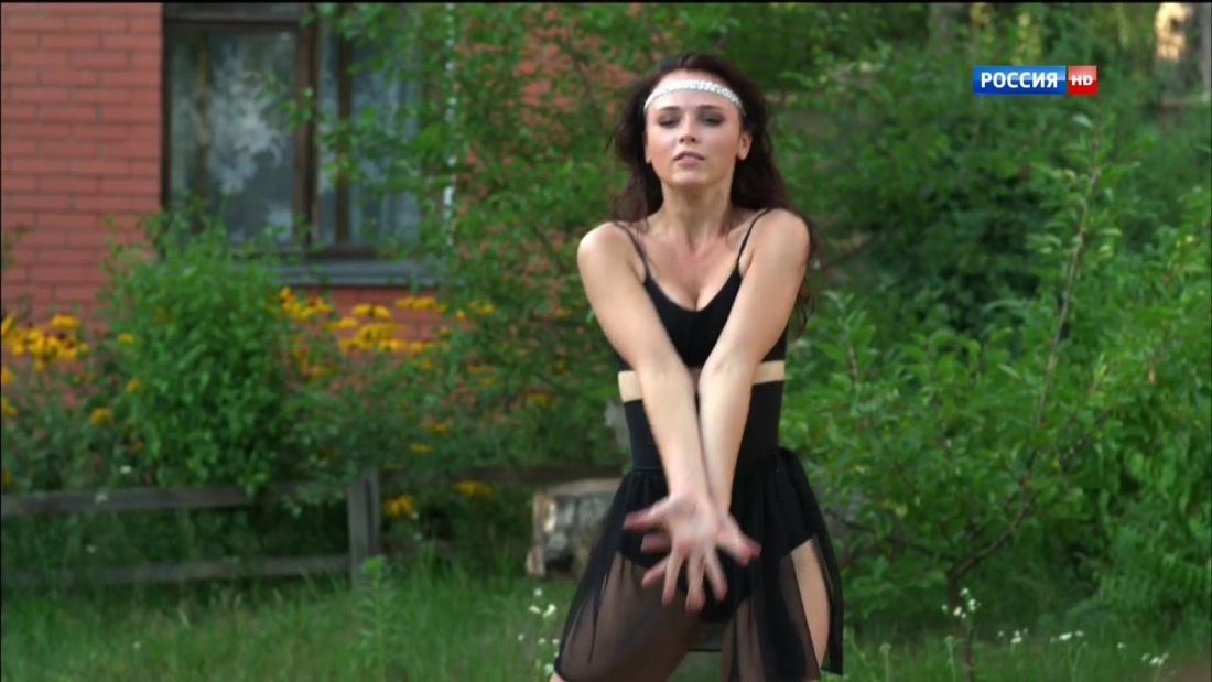 Анна кошмал на сцене