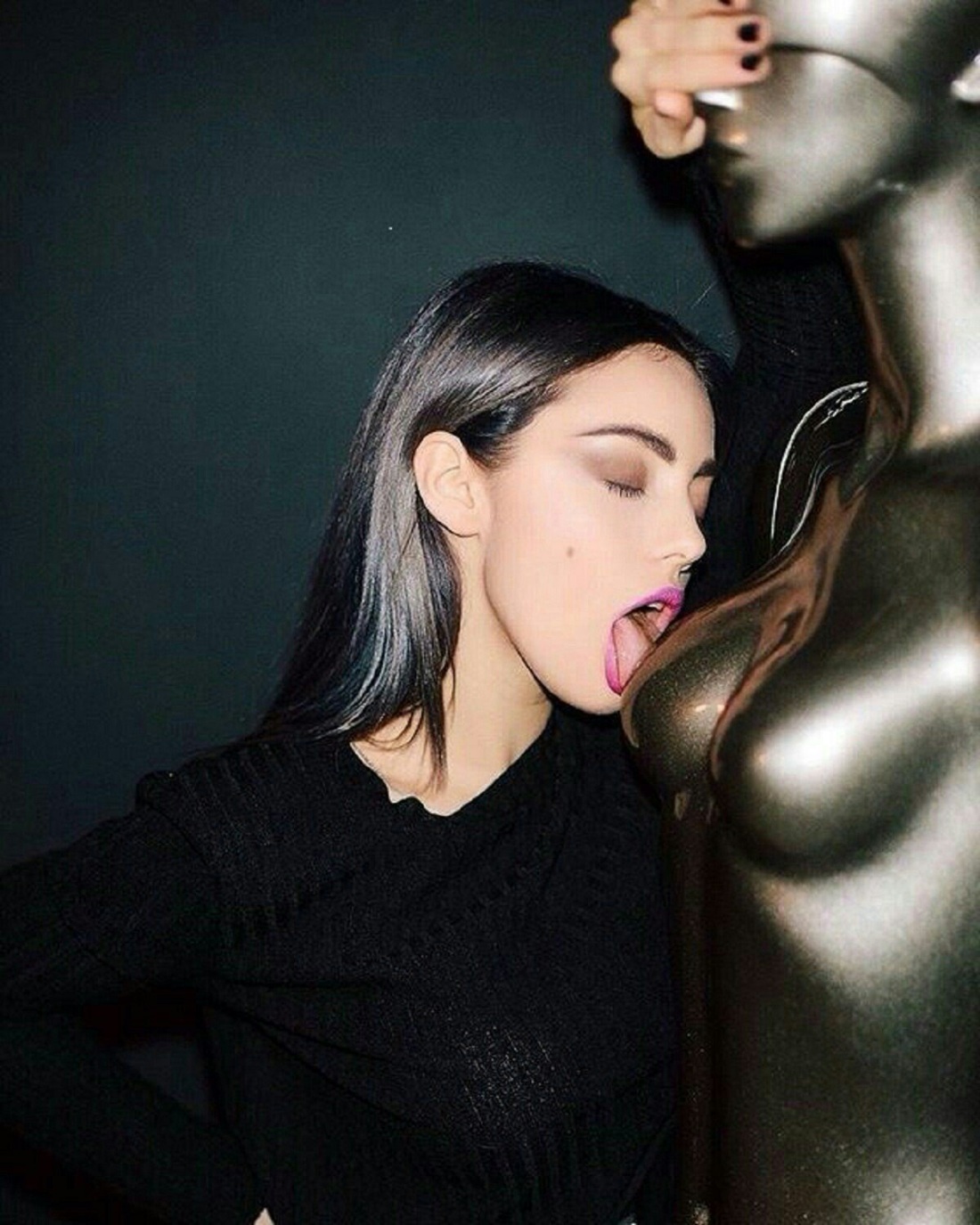 Группа SEREBRO Серябкина