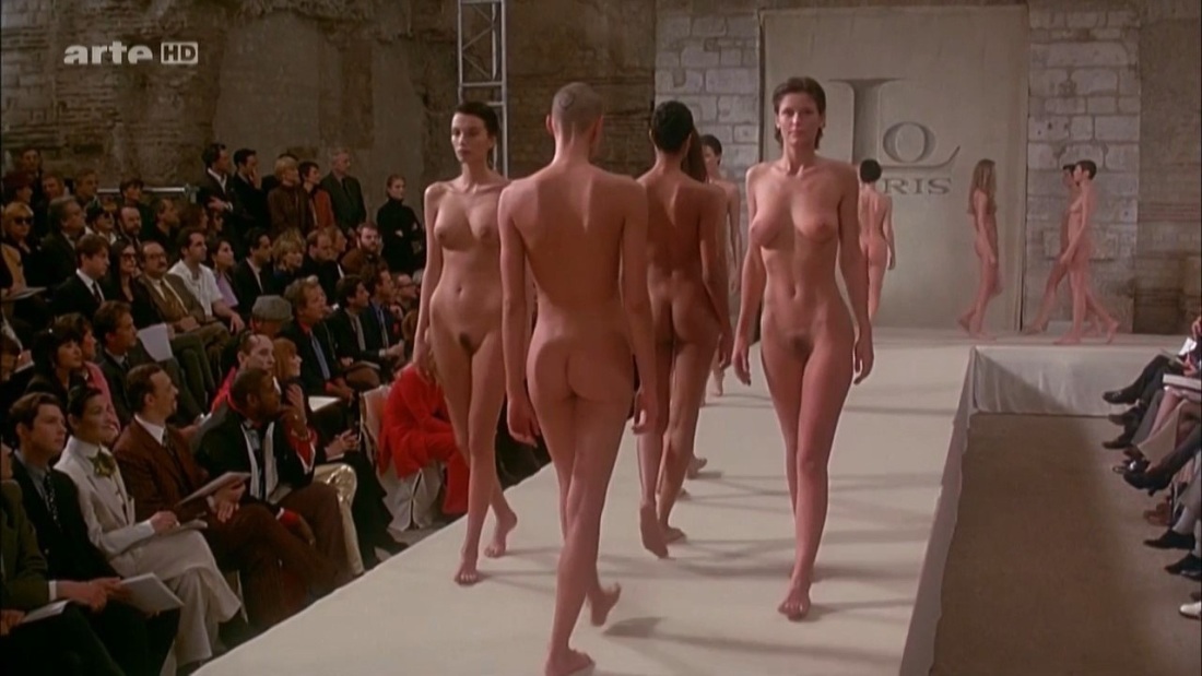 Алессандра Амбросио naked