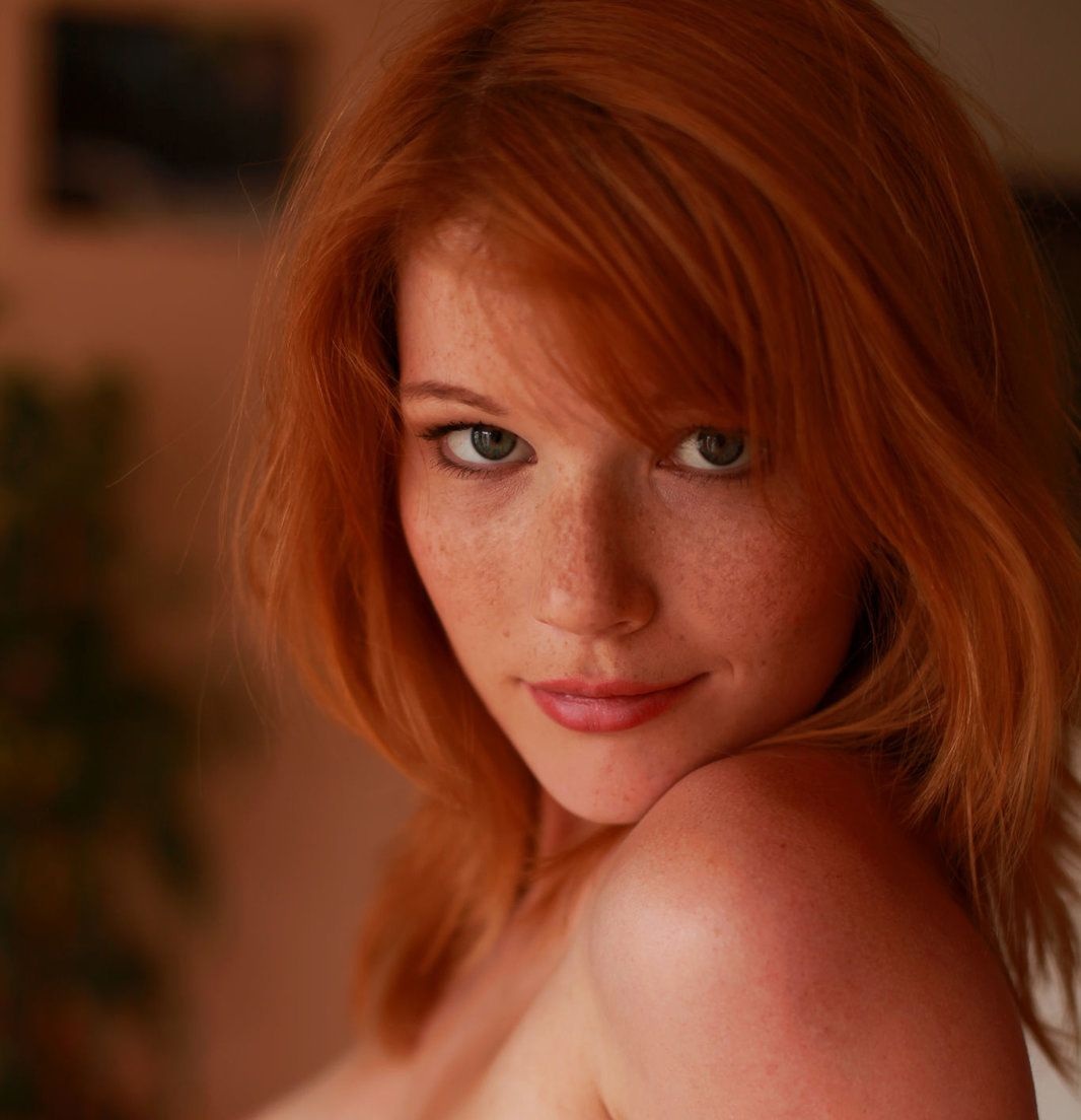 Миа Соллис Mia Sollis сиськи