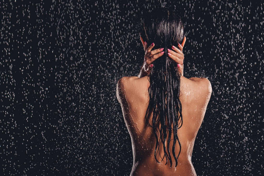 Девушки красивые в белье со спины