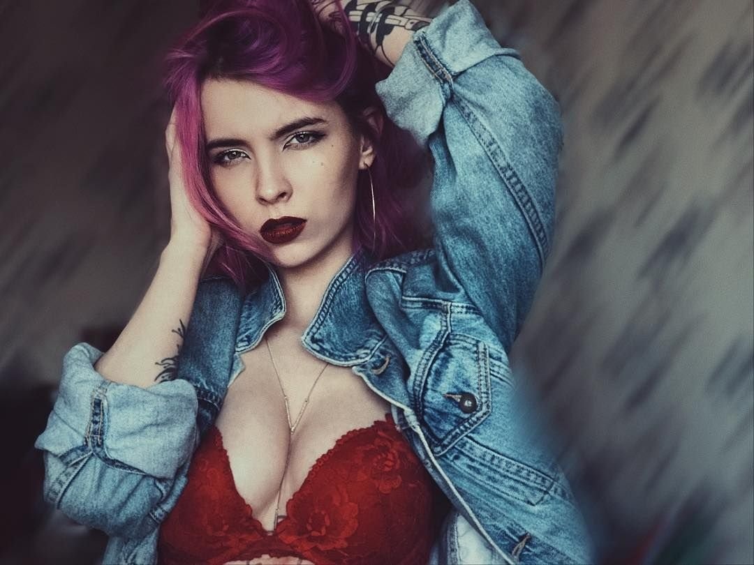 Julie Resh