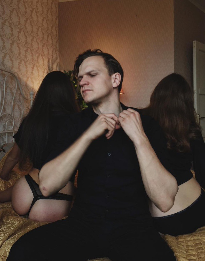 Ксения Ушакова и Ларин