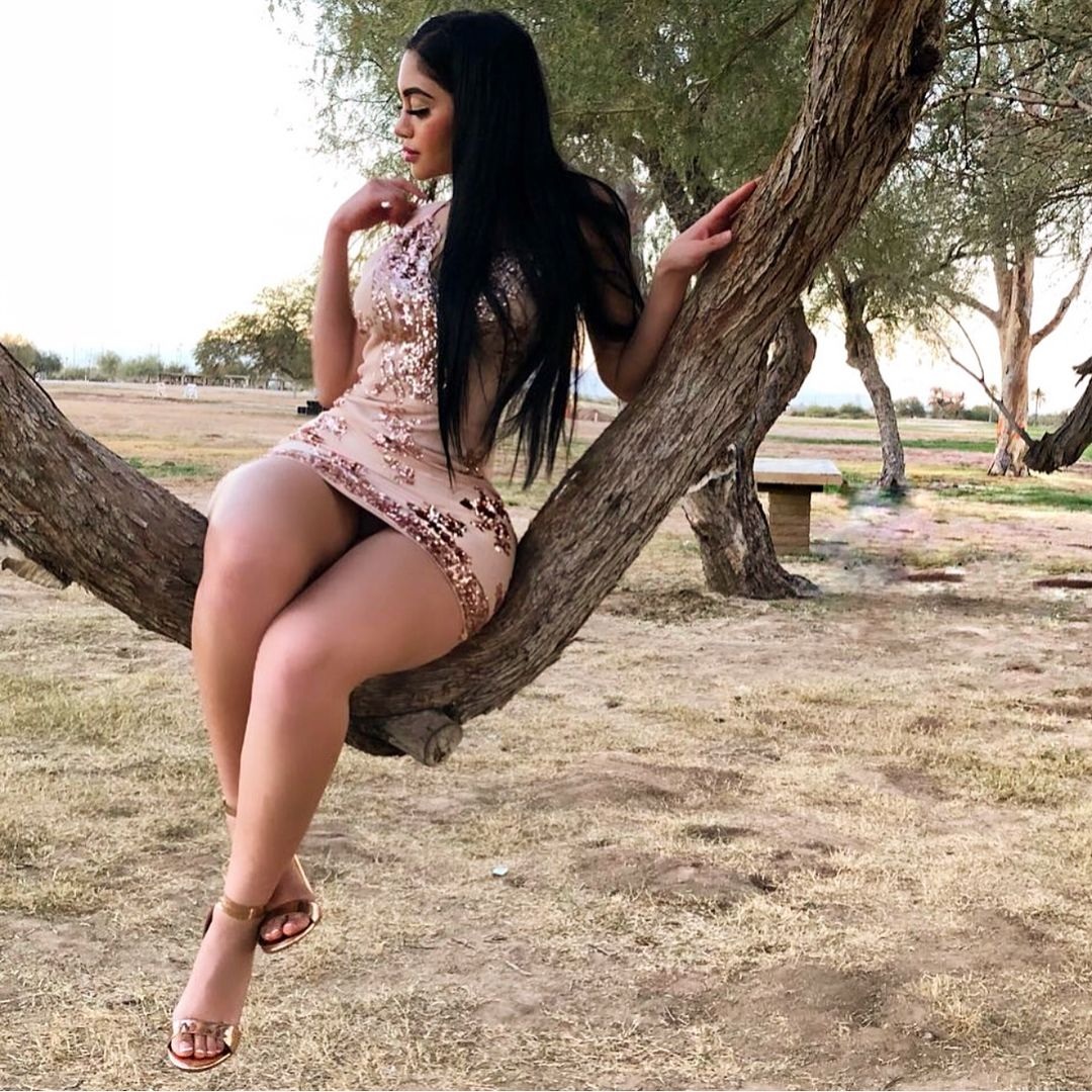 Jailyne Ojeda в платье