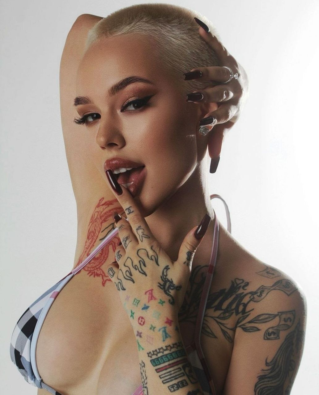 Бель Дельфин Belle Delphine 2020