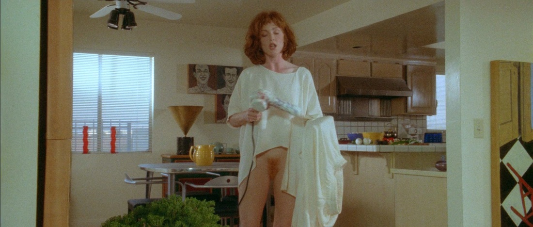 Джулианна Мур (Julianne Moore) без трусов в фильме