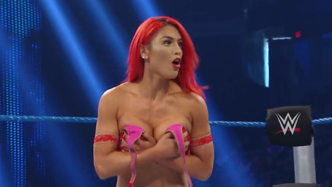 Ева Мари WWE грудь