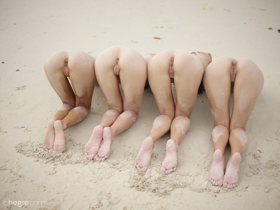Alyssa Reece Melanie Jayne Austin and Yurizan