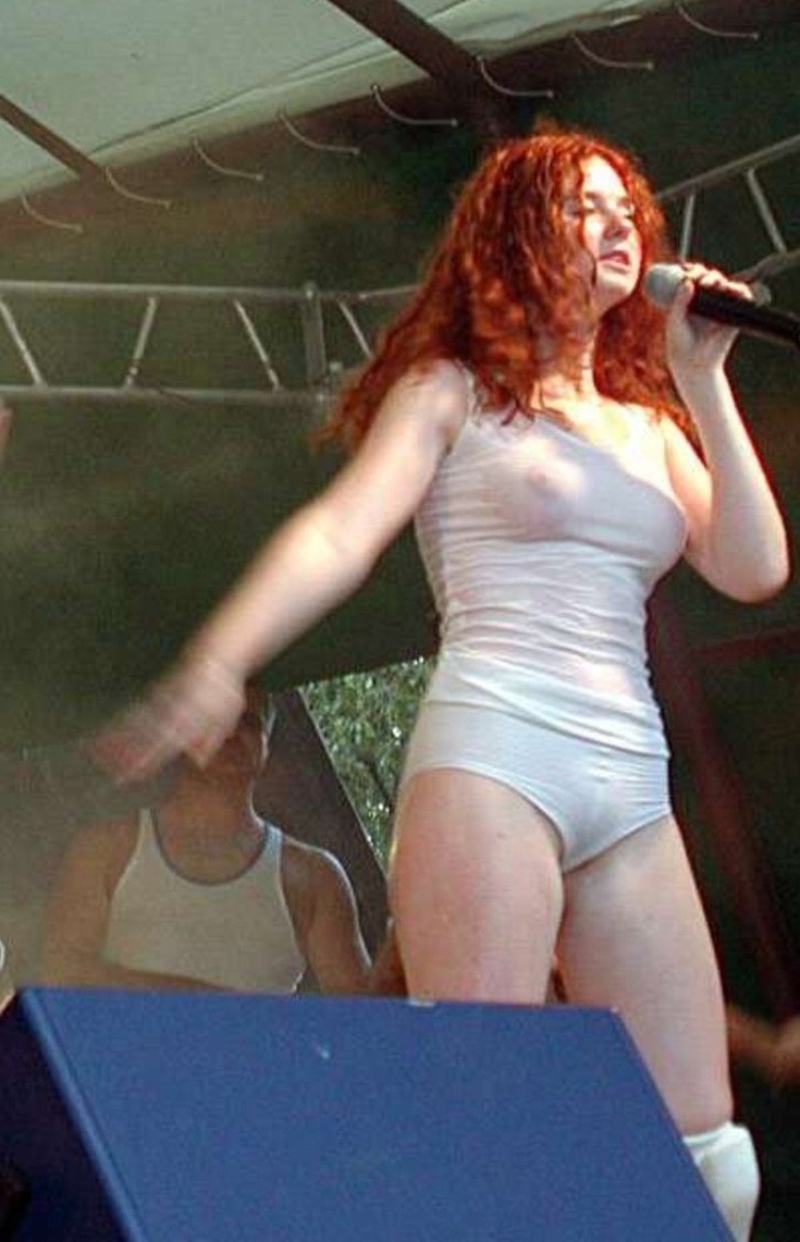 Лена Катина тату
