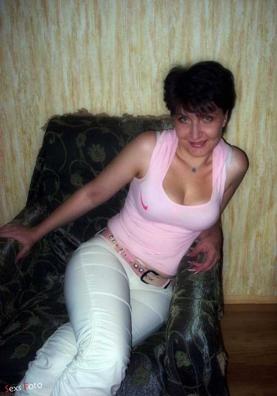 Марина показала свои прелести