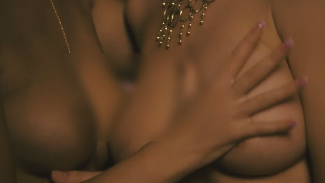 Порнофильмы с Юлия Вулис