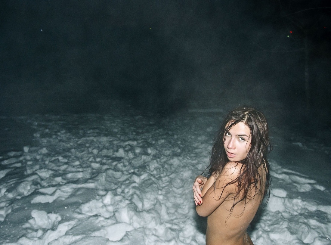 Courtney Cass сиськи Снеговик