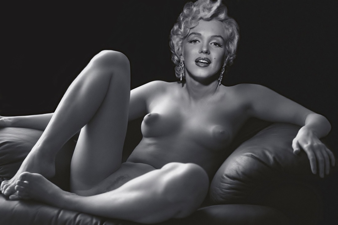 София Адамс плюс сайз nude